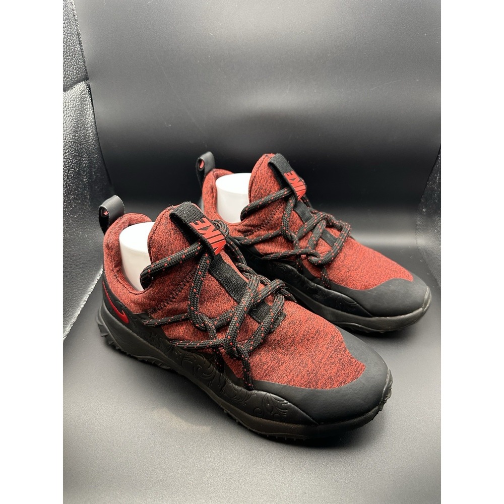 Nike City Loop Black And Red Floral Women's Size 9 0058